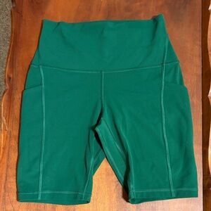 Lululemon Align 8” Short, Size 6